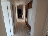 BELEDİYE KONUTLARI BATI TARAFINDA 3+1 160 M2 E.BANYOLU SATILIK  DAİRELER